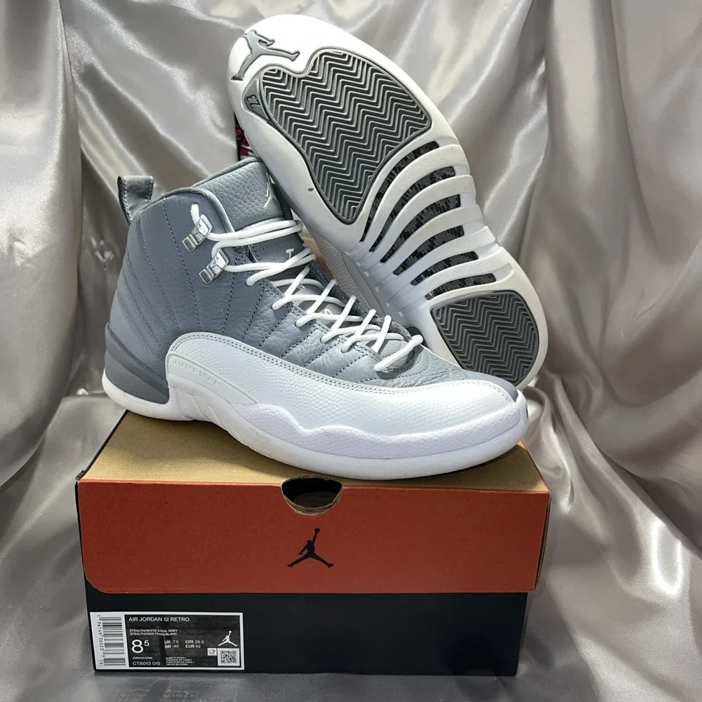 Jordan 12 Retro Size 8.5 Stealth/White-Cool Grey CT8013-015 | Preloved, OG‎ Box